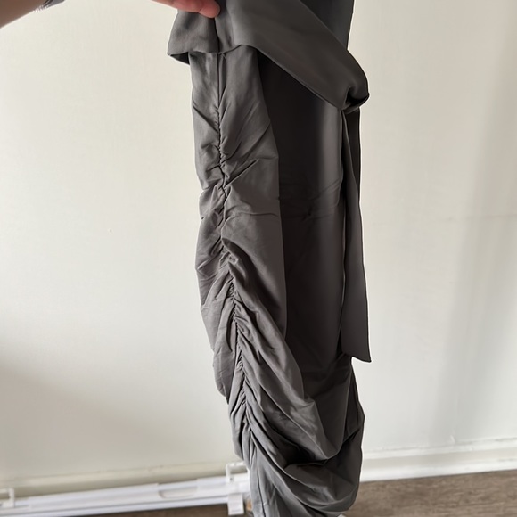 square neck midi dress - Picture 3 of 5